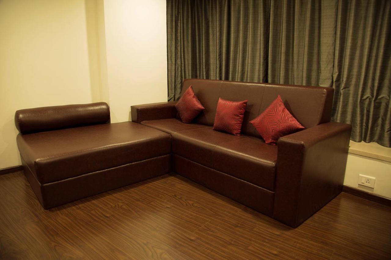 V 7 Hotel Chennai Ruang foto